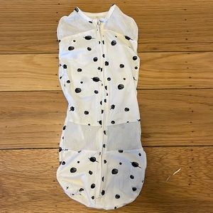 Happiest Baby Sleep Swaddle